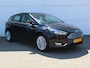 Ford Focus 1.0 Titanium / Trekhaak Afneembaar (1000 KG) / Navigatie + Apple Carplay/Android Auto / Cruise Control / Climate Control / 17" Lichtmetalen Velgen /