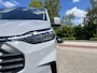 Ford Transit Custom 320 2.0 TDCI L2H1 Limited | 136pk | Trekhaak | Driver Assistance Pack Premium | Stuurwielverwarming | Stoel - Bank | Achteruitrijcamera