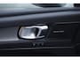 Volvo EC40 Single Motor Extended Range Ultra Black Ed. 82 kWh Harman/Kardon | Panoramadak | Elektrisch Verstelbare Voorstoelen | 360 Graden Camera | Pilot Assist
