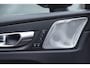 Volvo XC60 2.0 T6 Plug-in hybrid AWD Ultra Dark Panoramadak | Bowers&Wilkins | Actieve Luchtvering | Keyless Entry | Adaptieve Cruise Control