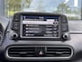 Hyundai Kona 1.0T 120pk Essence / Trekhaak / Sidesteps / Achteruitrijcamera / Krell-audio / Plus pack / Navigatie / Climate control / Cruise control /
