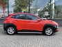 Hyundai Kona 1.0T 120pk Essence / Trekhaak / Sidesteps / Achteruitrijcamera / Krell-audio / Plus pack / Navigatie / Climate control / Cruise control /