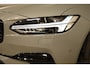 Volvo V90 T6 350PK Automaat Plug-in hybrid AWD Ultra Dark / Panoramadak / 360 camera / Head-up display / Trekhaak