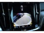 Volvo V60 T8 AWD Ultra Dark | Adaptive Cruise | Panoramadak | Head-up Display | Harman/Kardon | Getint glas | Trekhaak