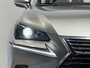 Lexus NX 300h Comfort line | Navigatie/Android/Apple Carplay | LM Velgen 18" | Achteruitrijcamera | Cruise Control Adaptive | Airco |