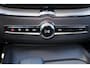 Volvo XC60 T8 Recharge AWD Ultimate Dark - LONG RANGE - Panorama/schuifdak - IntelliSafe Assist & Surround - 360º Camera - Verwarmde voorstoelen, stuur & achterbank - Parkeersensoren voor & achter - Elektr. bedienb. voorstoelen met geheugen - Head up display - Draadloze tel. lader - Extra getint glas - 21' LMV