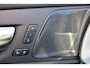 Volvo XC60 T8 Recharge AWD Ultimate Dark - LONG RANGE - Panorama/schuifdak - IntelliSafe Assist & Surround - 360º Camera - Verwarmde voorstoelen, stuur & achterbank - Parkeersensoren voor & achter - Elektr. bedienb. voorstoelen met geheugen - Head up display - Draadloze tel. lader - Extra getint glas - 21' LMV