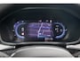 Volvo V60 Recharge T6 AWD Essential Bright | Adaptieve Cruise Control | Trekhaak | Lederen bekleding | Extra getint glas | Stoelverwarming voor + achter | Verwarmbaar stuurwiel