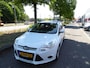 Ford Focus Wagon 1.0 EcoBoost Trend Achteruitrij sensoren trekhaak airco