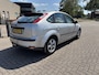 Ford Focus 1.6-16V Futura 5 deurs [ airco,audio,cruise,trekhaak ]