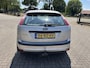 Ford Focus 1.6-16V Futura 5 deurs [ airco,audio,cruise,trekhaak ]