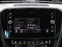 Volkswagen Passat 1.4 TSI R Line | 1e eigenaar | Trekhaak | Stoelverwarming | Carplay | Leder/Alcantara | Navigatie | Full LED | Adaptive cruise | Parkeerhulp | Climate control