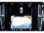 Volvo XC40 B4 Core - IntelliSafe Assist & Surround - Parkeercamera achter - Verwarmde voorstoelen, stuur & achterbank - Parkeersensoren voor & achter - Draadloze tel. lader - Standkachel - Extra getint glas - Elektr. inklapbare trekhaak - 18' LMV