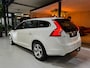 Volvo V60 2.0 D2 Ocean Race Trekhaak StoelVW AchterbankVW Cruise Clima Navi Bluetooth Led Rijklaar