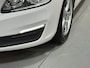 Volvo V60 2.0 D2 Ocean Race Trekhaak StoelVW AchterbankVW Cruise Clima Navi Bluetooth Led Rijklaar