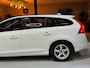 Volvo V60 2.0 D2 Ocean Race Trekhaak StoelVW AchterbankVW Cruise Clima Navi Bluetooth Led Rijklaar