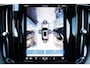 Volvo XC60 T6 Recharge AWD Plus Dark - LONG RANGE - Panorama/schuifdak - IntelliSafe Assist & Surround - 360º Camera - Harman/Kardon audio - Adaptieve LED koplampen - Verwarmde voorstoelen, stuur & achterbank - Parkeersensoren voor & achter - Elektr. bedienb. voorstoelen met geheugen - Draadloze tel. lader - Extra getint glas - Elektr. inklapbare trekhaak - 20' LMV
