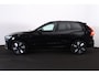 Volvo XC60 T6 Recharge AWD Plus Dark - LONG RANGE - Panorama/schuifdak - IntelliSafe Assist & Surround - 360º Camera - Harman/Kardon audio - Adaptieve LED koplampen - Verwarmde voorstoelen, stuur & achterbank - Parkeersensoren voor & achter - Elektr. bedienb. voorstoelen met geheugen - Draadloze tel. lader - Extra getint glas - Elektr. inklapbare trekhaak - 20' LMV