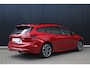 Ford Focus Wagon 1.0 EcoBoost Hybrid ST Line X | Panodak | Matrix Led | Stoel-/stuurverwarming | Elektr Achterklep | Adaptive Cruise | 18 inch | Keyless | Climate Control