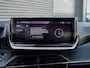 Peugeot e-208 EV GT 51 kWh 156pk Automaat PDC + CAM. VOOR | DODE HOEK | 17''LM | ADAPT. CRUISE | NAVI | DAB | APPLE-CARPLAY