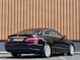 Mercedes-Benz E-klasse Coupé 250 CGI Elegance | Parkeersensoren | Cruise Control | Stoelverwarming | 18" Lichtmetaal | Afn. Trekhaak | Elektrische Stoelen | Navigatie | Airconditioning |