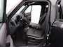 Land Rover Defender 110 2.0 P300e 110 X-Dynamic HSE | 6-zits | 22" zwarte wielen | el. trekhaak | 3 zone airco | ClearSight Spiegel | Cold Climate Pack