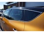 Renault Scenic 1.2 TCE 132PK BOSE VOL LUXE TWO TONE KEURIGE NETTE STAAT PANORAMADAK VOL LUXE LEDER STOELVERWARMING MASSAGESTOELEN TREKHAAK CAMERA NAVI APPS 20INCH 4X ALL SEASON BANDEN PDC V+A+ASSIST ENZ...