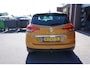 Renault Scenic 1.2 TCE 132PK BOSE VOL LUXE TWO TONE KEURIGE NETTE STAAT PANORAMADAK VOL LUXE LEDER STOELVERWARMING MASSAGESTOELEN TREKHAAK CAMERA NAVI APPS 20INCH 4X ALL SEASON BANDEN PDC V+A+ASSIST ENZ...