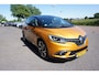 Renault Scenic 1.2 TCE 132PK BOSE VOL LUXE TWO TONE KEURIGE NETTE STAAT PANORAMADAK VOL LUXE LEDER STOELVERWARMING MASSAGESTOELEN TREKHAAK CAMERA NAVI APPS 20INCH 4X ALL SEASON BANDEN PDC V+A+ASSIST ENZ...