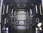 Volkswagen Crafter 35 2.0 TDI L4H3 177PK DSG Achteruitrijcamera, LED, navigatie, cruise control, airco, park distance control, bijrijdersbank