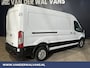 Ford Transit 2.0 TDCI 131pk L3H2 Euro6 Airco | Camera | Navigatie | Cruisecontrol | Verwarmde voorruit Stoelverwarming, Elektrisch verstelbare bestuurdersstoel, Parkeersensoren, Bijrijdersbank