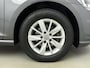 Volkswagen Golf 1.0 TSI Comfortline | Navigatie | Airco | Cruise control | Parkeersensoren voor/achter |