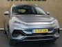 BYD Atto 3 Comfort 60 kWh - ORIGINEEL NEDERLANDSE AUTO - PANORAMADAK - ADAPTIEVE CRUISE CONTROL - 360 GRADEN CAMERA - DODEHOEKDETECTIE - PARKEERSENSOREN VOOR EN ACHTER - NAVIGATIESYSTEEM FULL-MAP - VOORSTOELEN VERWARMD