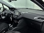 Peugeot 208 Allure 82 pk | Navigatie | Achteruitrijcamera | Parkeersensoren Achter | LED Dagrijverlichting | Lederen Stuurwiel | DAB Ontvanger | Start/Stop Systeem | Climate Control | Cruise Control | 16" Lichtmetalen Velgen | Buitenspiegels Elektrisch Verstel -en Verwarmbaar |
