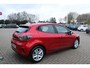 Renault Clio 1.0 TCe 90pk Evolution - LED - Carplay - DAB - Parkeersensoren - Rijklaar