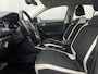 Volkswagen T-Roc 1.5 TSI Sport | LED | Trekhaak | Carplay | Navi | Camera | PDC