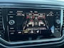 Volkswagen T-Roc 1.5 TSI Sport | LED | Trekhaak | Carplay | Navi | Camera | PDC