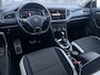 Volkswagen T-Roc 1.5 TSI Sport | LED | Trekhaak | Carplay | Navi | Camera | PDC