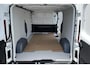 Renault Trafic E-TECH Electric T29 L2H1 Advance 52 kWh | Automaat | Trekhaak | Laadruimtebetimmering | Parkeersensoren