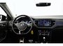 Volkswagen T-Roc 1.5 TSI Sport R Bi-tone Automaat Navi Carplay Stoelverw. Adapt. Cru