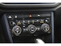 Volkswagen T-Roc 1.5 TSI Sport busines R Automaat Navi Carplay Stoelverw. Adapt. Cru