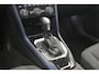 Volkswagen T-Roc 1.5 TSI Sport busines R Automaat Navi Carplay Stoelverw. Adapt. Cru
