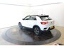 Volkswagen T-Roc 1.5 TSI Sport busines R Automaat Navi Carplay Stoelverw. Adapt. Cru
