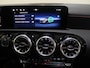 Mercedes-Benz A-klasse 250 e Star Edition AMG Line | Nightpakket | Sfeerverlichting | MULTIBEAM LED | Stoelverwarming |
