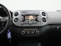 Volkswagen Tiguan 1.4 TSI Sport&Style | Glazen Schuif-/Kanteldak | Full-Map Navigatie | PDC Voor + Achter | Cruise Control | Licht- en Regensensor | Dakrails | 17" LMV