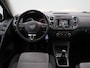 Volkswagen Tiguan 1.4 TSI Sport&Style | Glazen Schuif-/Kanteldak | Full-Map Navigatie | PDC Voor + Achter | Cruise Control | Licht- en Regensensor | Dakrails | 17" LMV