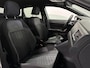 Volkswagen Taigo 1.0 TSI R-Line - Automaat - Camera / Carplay / Stoelverw.