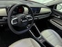 Fiat 600 SUV La Prima Hybrid 145 pk Automaat | Navigatie | Achteruitrijcamera | Kunstlederen Bekleding | Voorstoelen Verwarmd | LED Dagrijverlichting | Elektrische Achterklep met Sensor | Keyless Entry/Start | Dodehoek Detectie | Adaptieve Cruise Control | 18" Lichtmetalen Velgen | Apple Carplay/Android Auto |