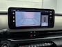 Fiat 600 SUV La Prima Hybrid 145 pk Automaat | Navigatie | Achteruitrijcamera | Kunstlederen Bekleding | Voorstoelen Verwarmd | LED Dagrijverlichting | Elektrische Achterklep met Sensor | Keyless Entry/Start | Dodehoek Detectie | Adaptieve Cruise Control | 18" Lichtmetalen Velgen | Apple Carplay/Android Auto |