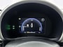 Fiat 600 SUV La Prima Hybrid 145 pk Automaat | Navigatie | Achteruitrijcamera | Kunstlederen Bekleding | Voorstoelen Verwarmd | LED Dagrijverlichting | Elektrische Achterklep met Sensor | Keyless Entry/Start | Dodehoek Detectie | Adaptieve Cruise Control | 18" Lichtmetalen Velgen | Apple Carplay/Android Auto |